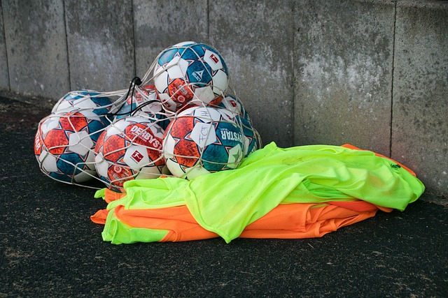 将继续左右 将继续左右